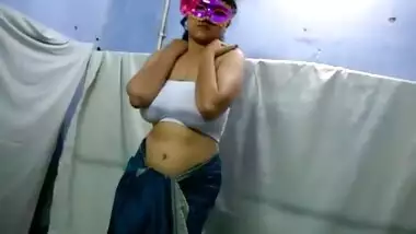 Savita Bhabhi - Big Breasted Indian Milf