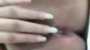 Wet Pussy Paki Girl Pussy rubbing
