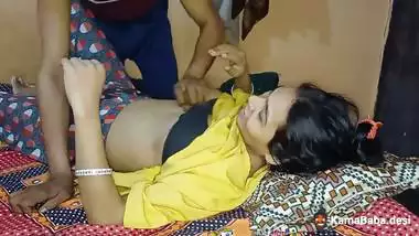 Newly married couple fucks in the midnight in desi sex