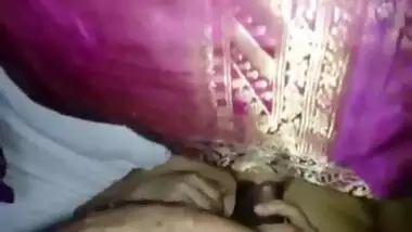 Indian wife Jiya sucking n fingered on honeymoon