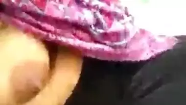 Fingering Pussy Of Sexy Muslim Teen