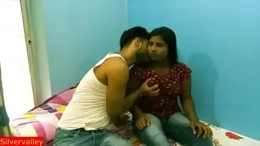 Indian teen sister and cousin brother hot sex at home!! Her Boyfriend can't fuck her!!