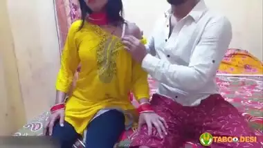 Indian naughty couple XXX sex MMS to please your sex nerves