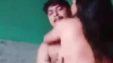 Desi couple sex at home for the first time