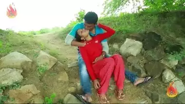 Bollywood b-grade actress as paid slut foreplay