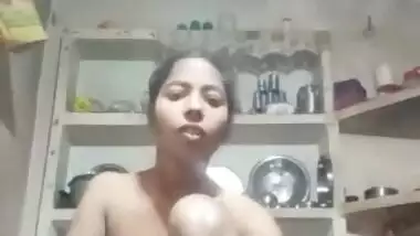 Dehati girl dildoing pussy with Muli