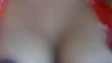 Desi Girl Showing her Boobs and Pussy