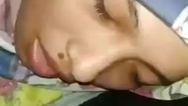 Hijabi indian girl moaning