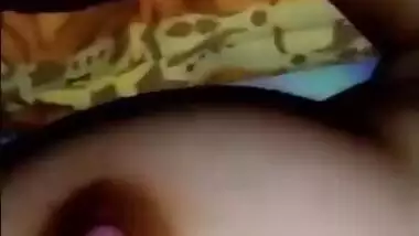 Sexy Mumbai Teen Moaning Aloud During First Time Sex