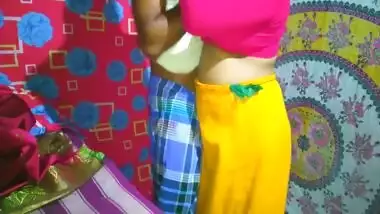 Desi Bhabhi - Bhabhi Ko Devar Paisa Dekar Khoob Choda In Hindi