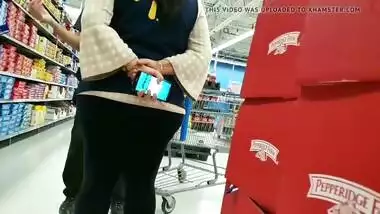 Big ass Indian Walmart employee