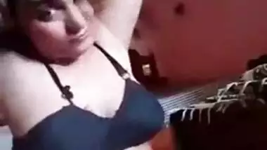 Sexy punjabi gudi hot tits selfie mms