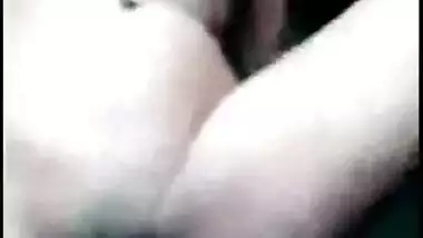 Cute Desi girl Shows Her Boobs and Pussy