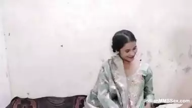 Hot Blowjob Sex With Skinny Indian Bhabhi