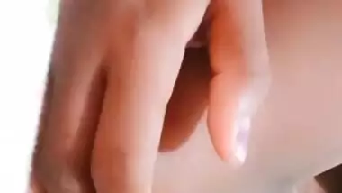 Indian hot girl fingering pussy app video