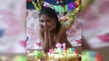 Desi Teen Showing Boobs And Pussy On Birthday