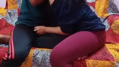 Devar Bhabhi In Padosi Ki Wife Ko Chat Par Pataya Or Tabadtod Choda Xxx Sex