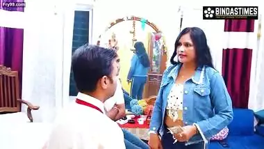 Desi Indian Hotel Big Milf Manager Riya wants Two Big Cock for Sex ( Hindi Audio )