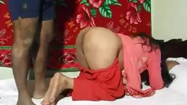 Village mai desi ladki ke chut phatne ki latest sex clip