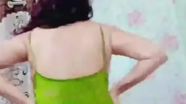 Super Horny Bhabhi Boobs Visible