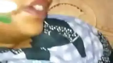 Indian horny Bhabhi gets cum on her belly