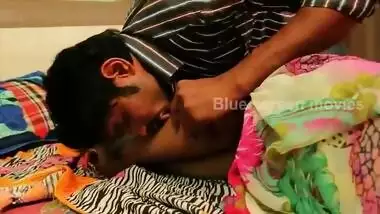 NAVEL - Young Aunty Romantic Bed Room Scenes __ A NEW LATEST