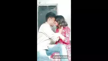 Desi lover kissing sn