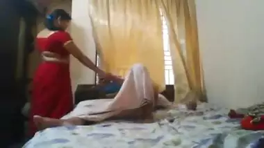 Saree me bindaas padosan ko chodne ki best desi porn clip