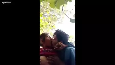 desi couple outdoor fun