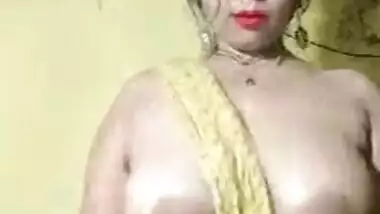 Big boobs hot bhabhi nude selfie mms