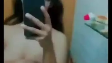 Chashmish Girl Mirror Selfie Video