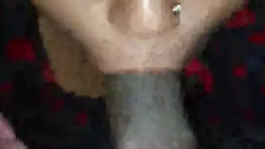 Desi Hot Boudi Sucking Dick