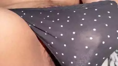 Indian Girl Teasing her Hairy Pussy | Solo XXX Sex Video