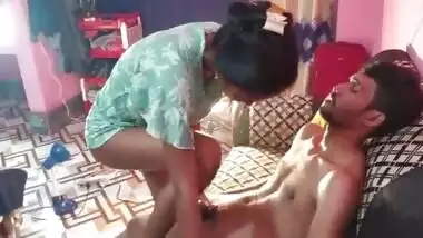 Dirty desi girl fucked by Deshi hot sexy boy at home