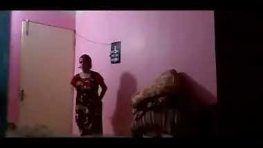 Sexy Bhabhi Changing - Movies.