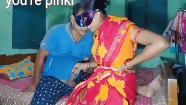 Indian Bangali Chachi Ko Vatije Ne Kutiya Banakar Jamke Choda