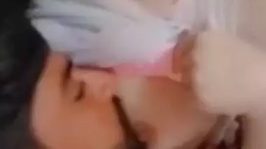 GF feeding boob to lover in Pakistan sex videos