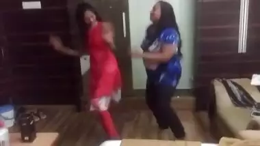 Desi Couples Group Party dancing ENJOY