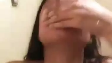 Slutty show of Pakistani girl