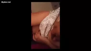 housewife sucking her husband cock late night sex