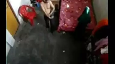Desi housewife sex affair caught Indian hidden cam