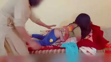 Indian lady fucked by her lover in park. Desi mms hd XXX sex video