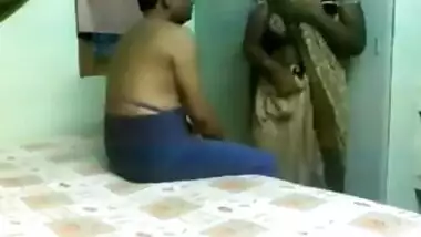 Indian Aunty Affair With Mature Guy