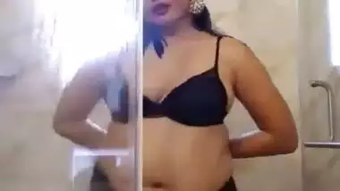 Anamika bath video making