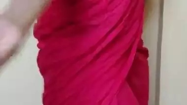 Sari bhabhi dancing, striping and fingnering