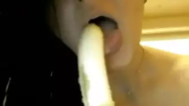 Indian Babe Sucks A Banana