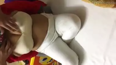 Huge boobs mallu aunty at its best
