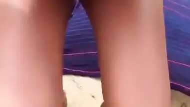 Sri Lankan In Girl Show Public Beach වල් කෙල්ල බීච් එකෙ ගත්ත ආතල් එක