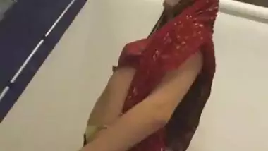 Indian Honey Cock Sucks On A Photoshoot