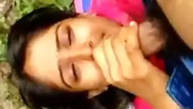 Desi Cute Girl fucked outdoor part 2